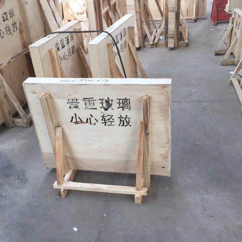 辐射防护铅玻璃  